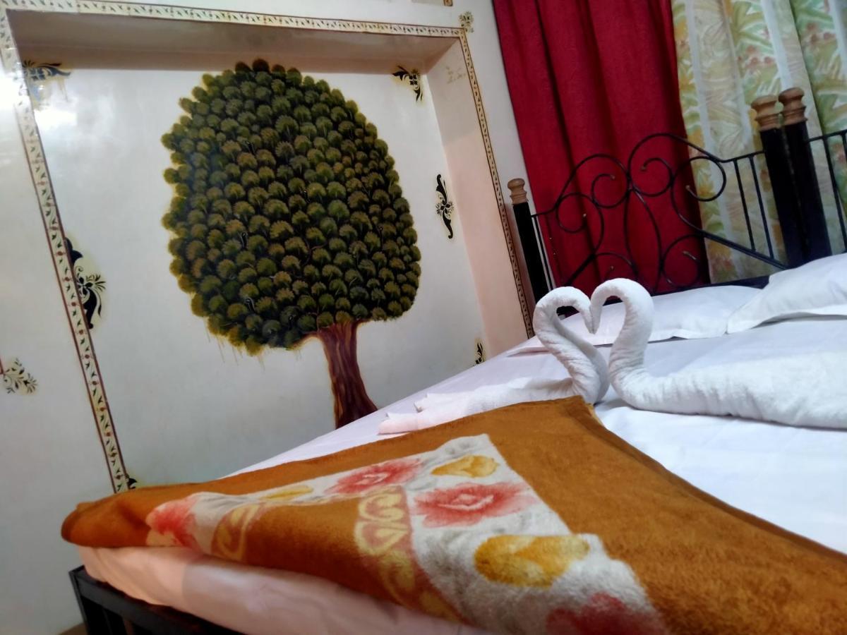 Golden Dreams Guest House Jodhpur  Eksteriør billede