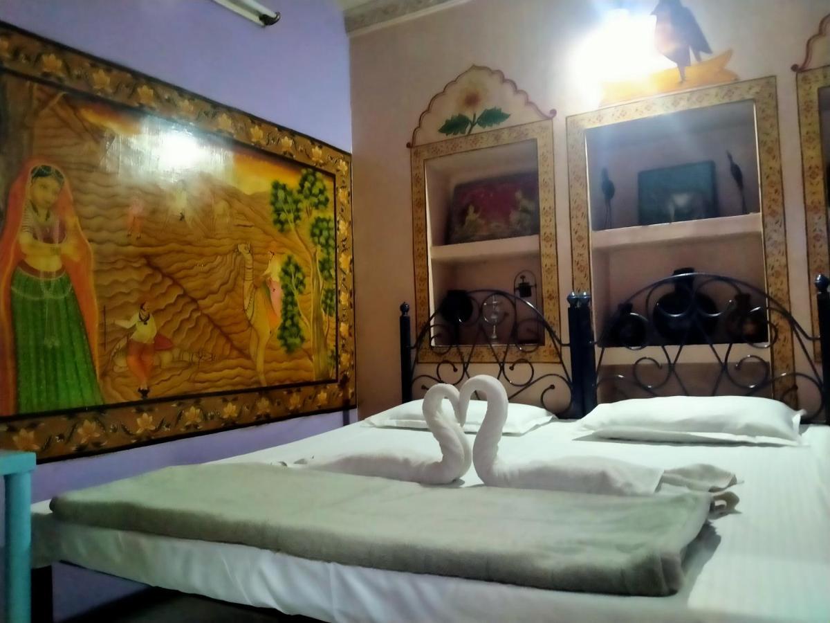 Golden Dreams Guest House Jodhpur  Eksteriør billede